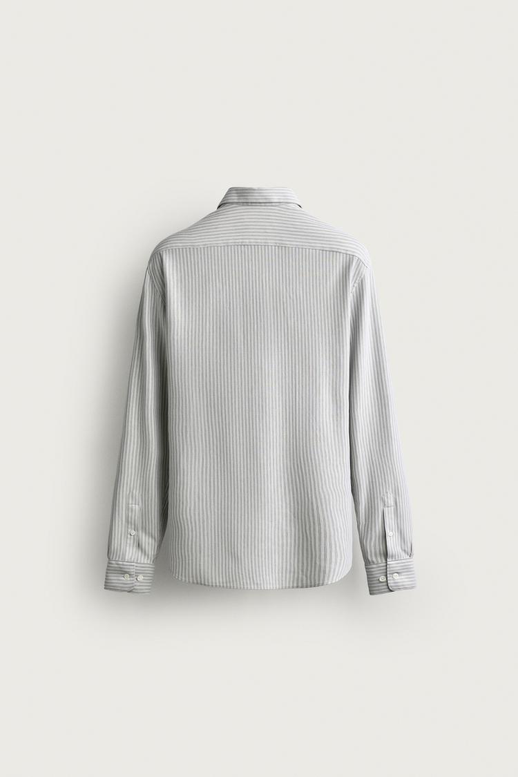Camisa de corte regular 7