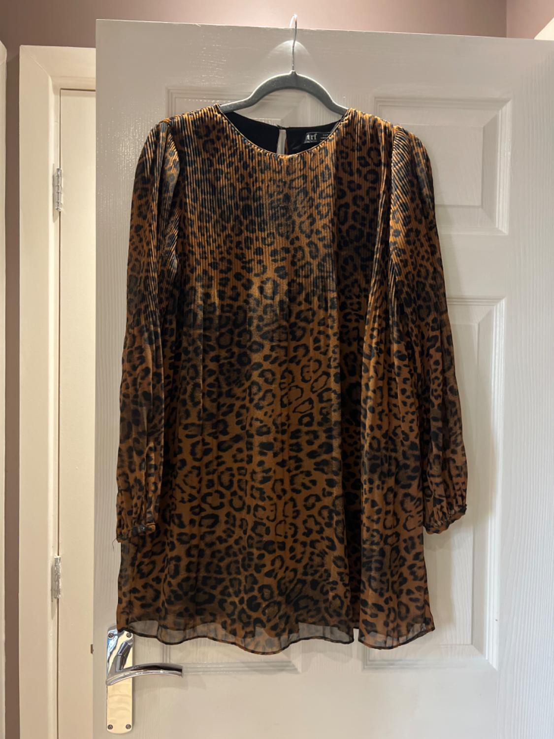 PLEATED ANIMAL PRINT PLAYSUIT DRESS