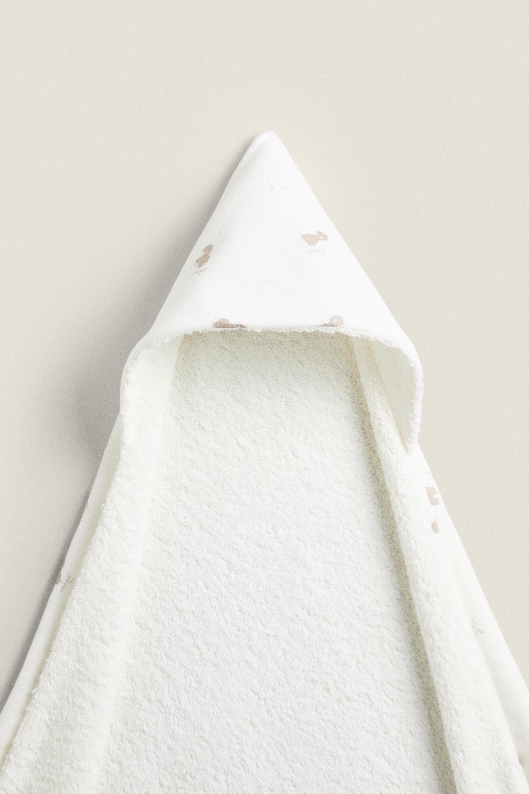 DONKEY MUSLIN HOODED BABY TOWEL