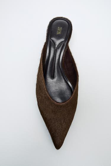 CUÑA PIEL CON PELO - Marrón de Zara