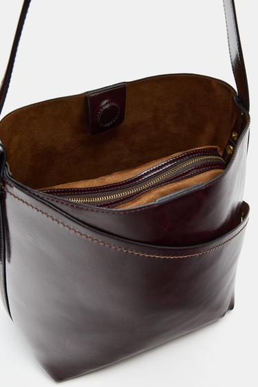 SAC PORTÉ ÉPAULE POCHE ASYMÉTRIQUE - Bordeaux de Zara - Image 6