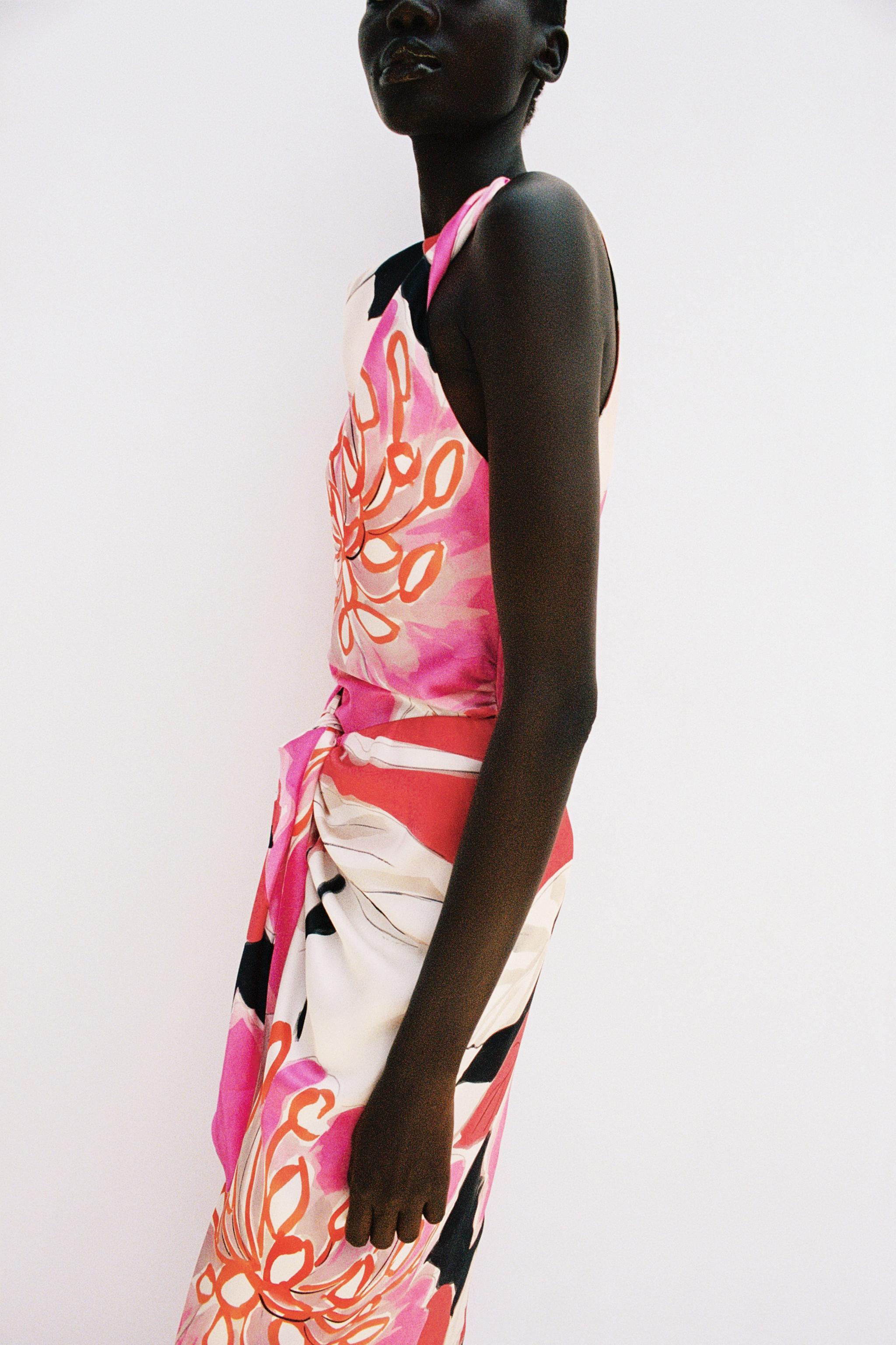 PRINTED SATIN EFFECT TOP
