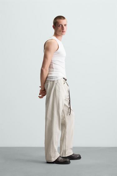 JEANS STRAIGHT FIT RELAXED - Crudo de Zara