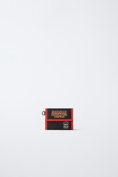 STRANGER THINGS © NETFLIX WALLET - Black by Zara