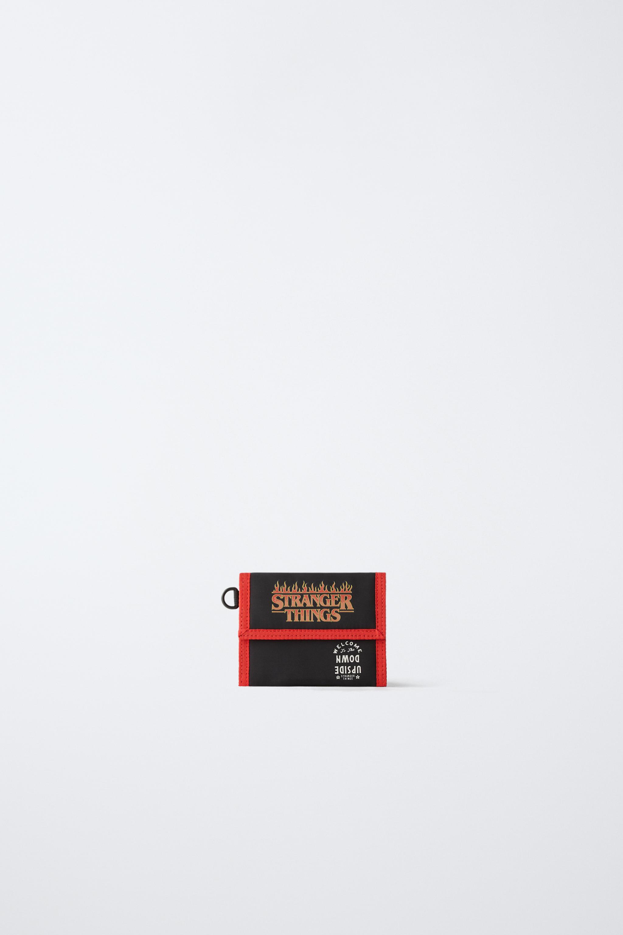 STRANGER THINGS © NETFLIX WALLET