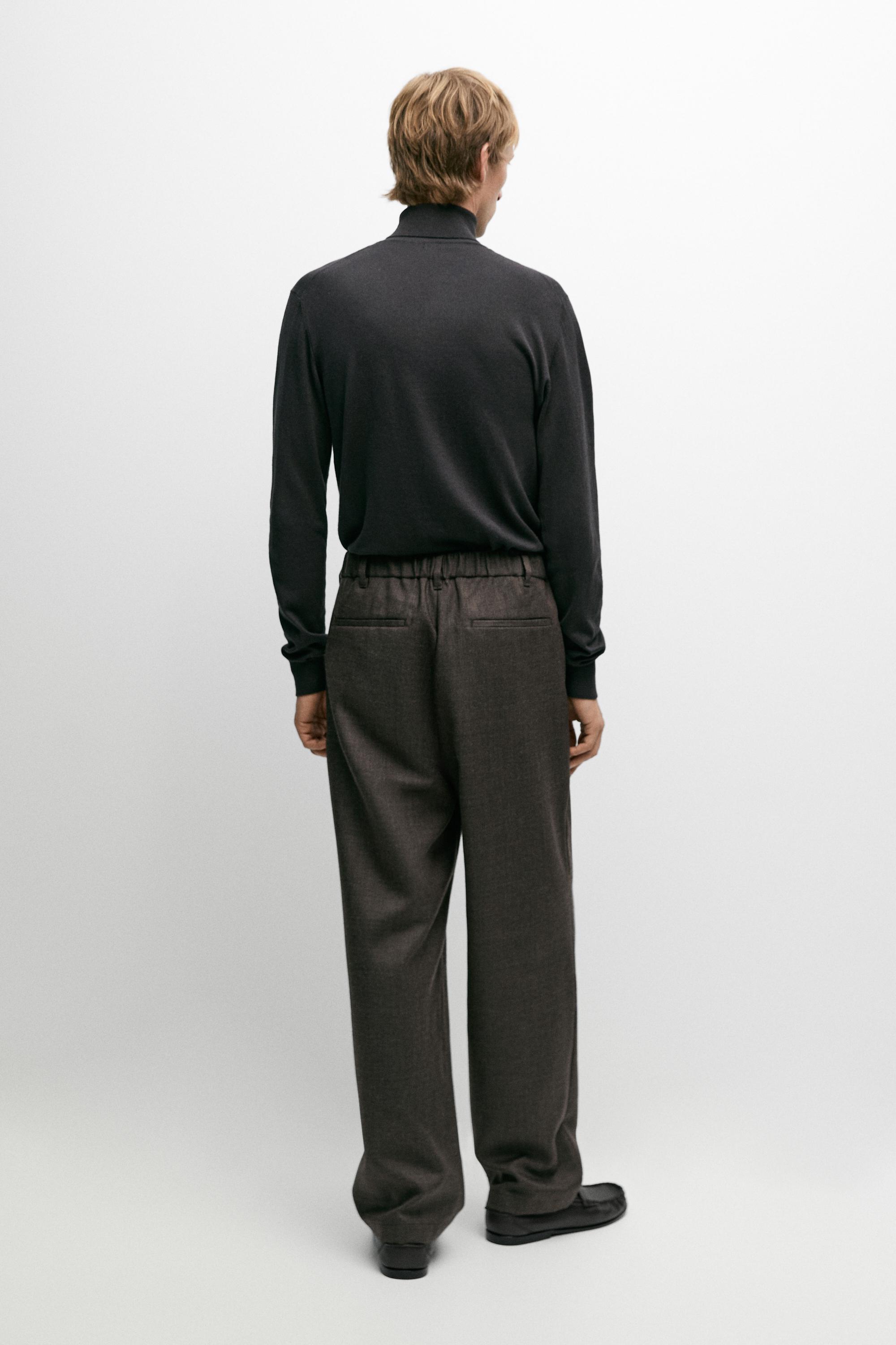Relaxed fit 100% wool pants with elastic waistband