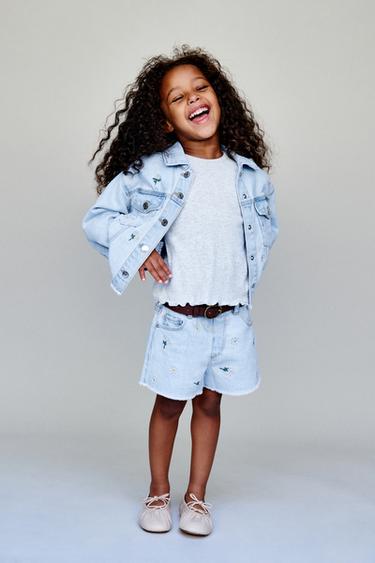 EMBROIDERED DAISY DENIM JACKET - Blue by Zara