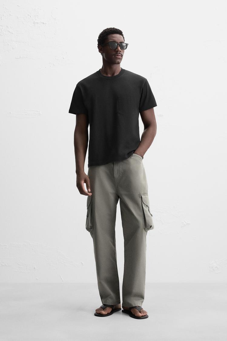 CAMISETA BOLSILLO Negro ZARA España