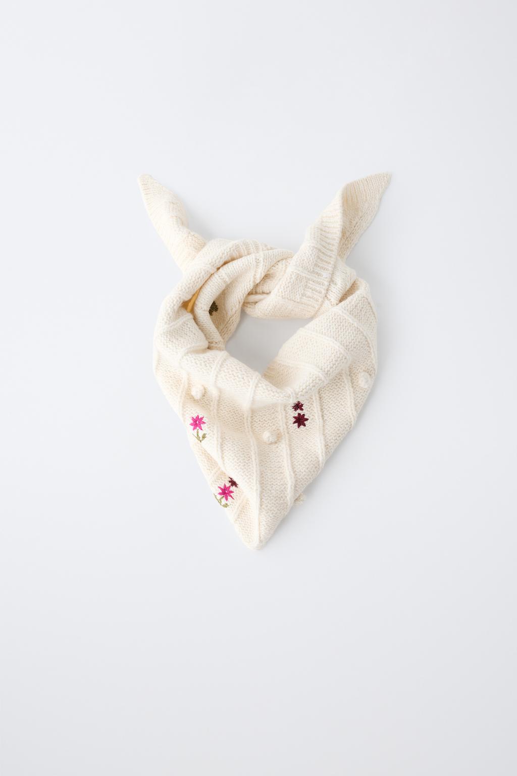 TRIANGULAR SCARF WITH EMBROIDERED FLOWERS AND BOBBLES