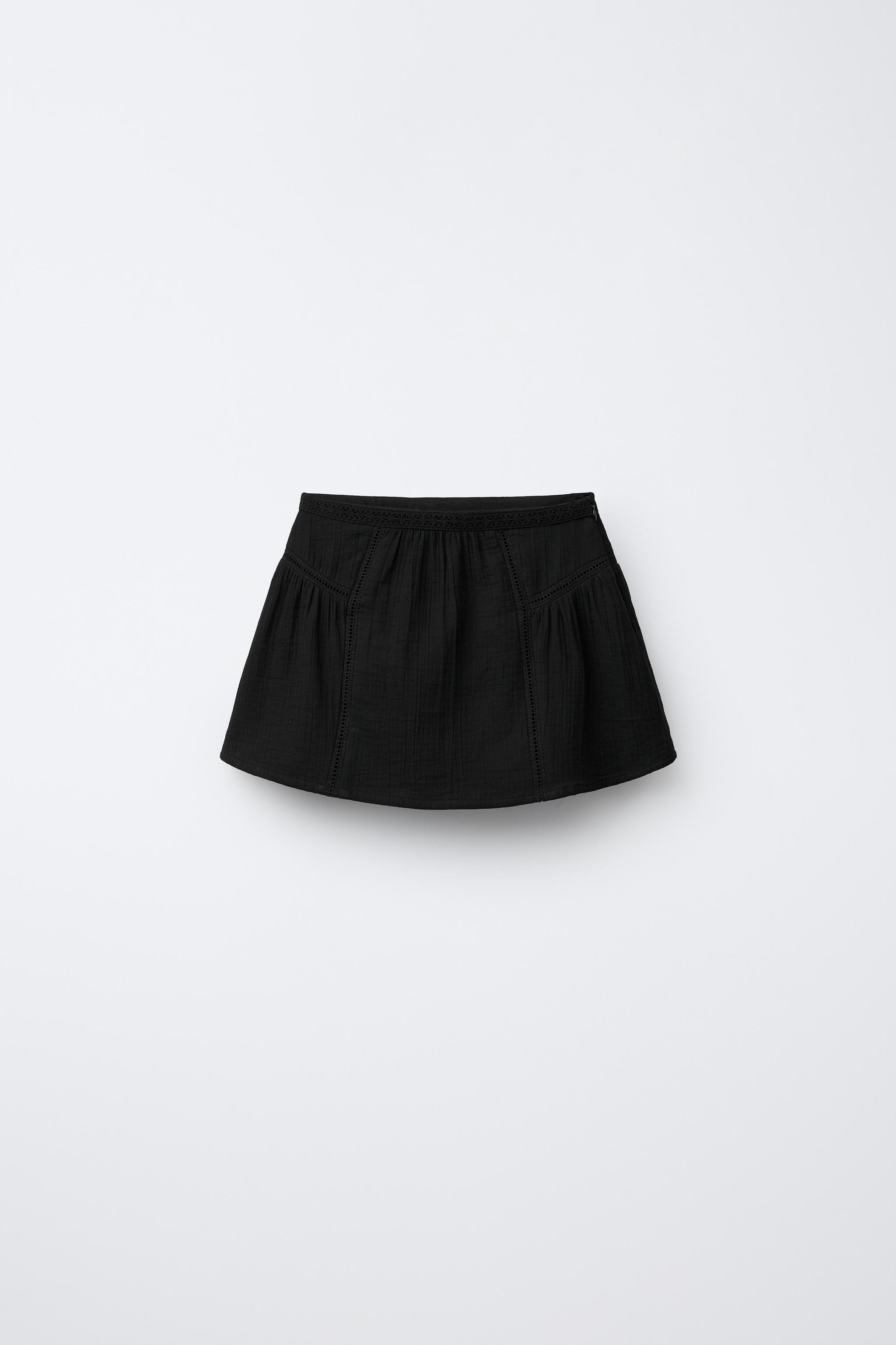 ENTRE-DEUX RUFFLE SKIRT — Black