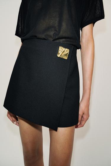 ASYMMETRIC APPLIQUÉ SKORT - Black by Zara