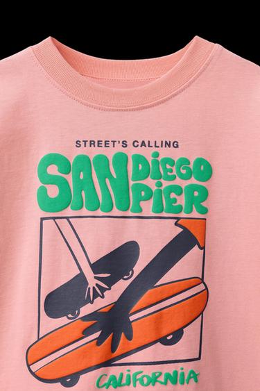 T-SHIRT WITH A RAISED PRINT - Pink by Zara