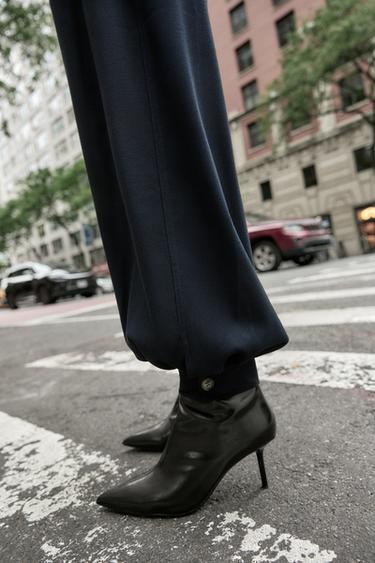 BOTÍN TACÓN EFECTO CRAQUELADO - Negro de Zara