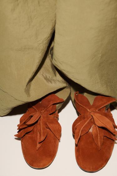 LEATHER FLOWER BALLERINAS - Dark tan by Zara - Image 1