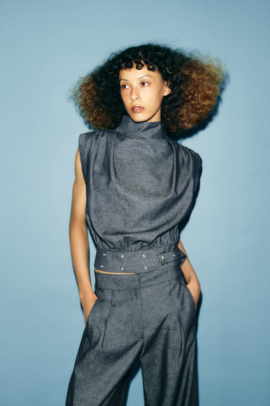 LINEN BUCKLE STUD TOP - image 2