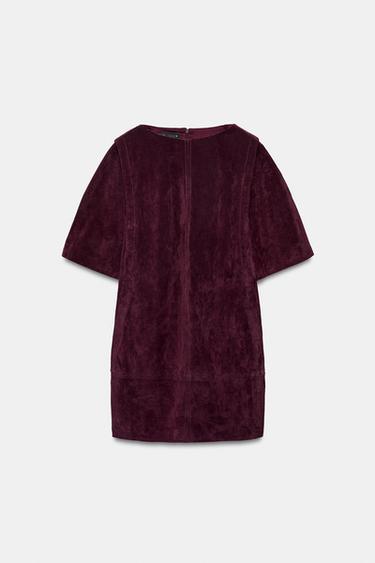 КОРОТКОЕ ПЛАТЬЕ ИЗ 100% ЗАМШИ — ЦВЕТ БУРГУНДСКОГО ВИНА от Zara