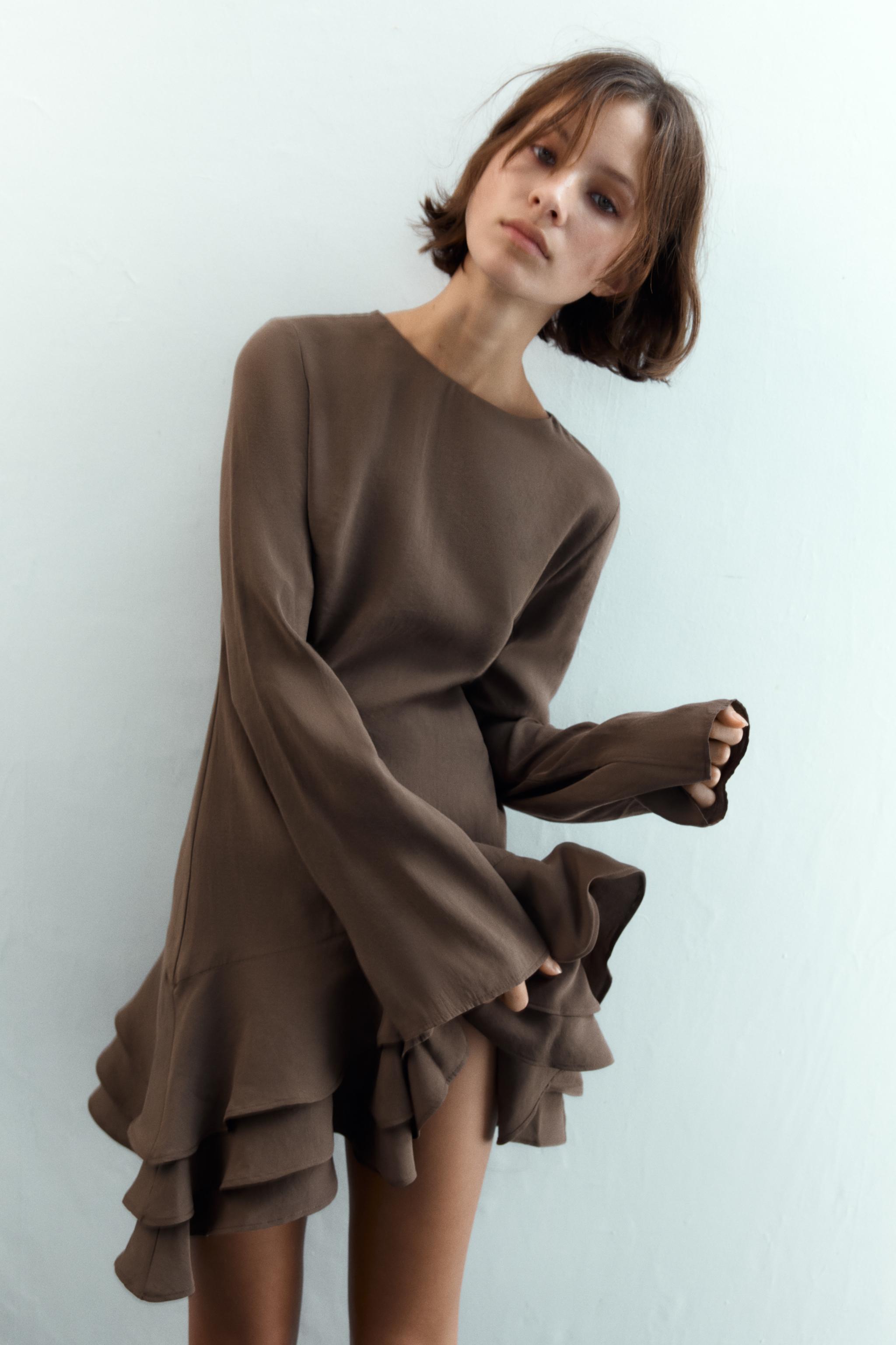 ZARA ウォッシュド加エ フリル付きワンピース ZARA ウォッシュド加エ フリル付きワンピース - メルカリ