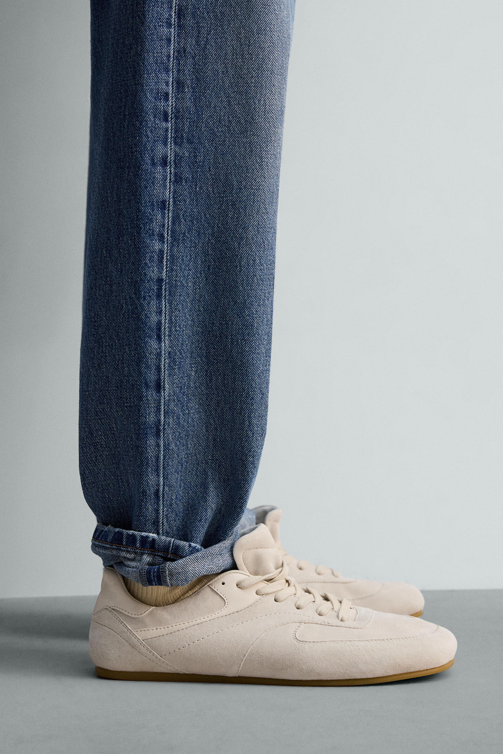 BASKETS EN CUIR