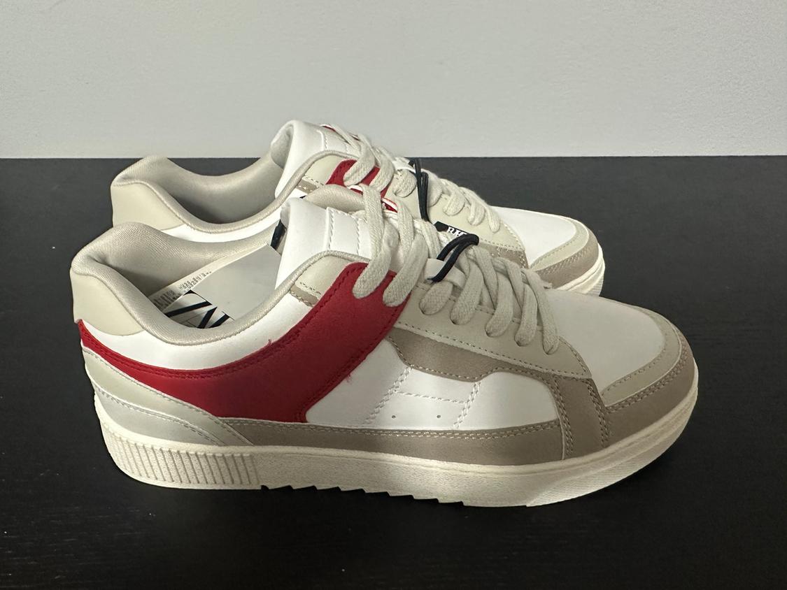 ZAPATILLA DEPORTIVA MULTIPIEZAS - Image 2
