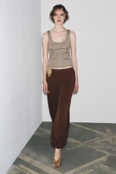 PANTALÓN ABULLONADO PUNTO - Chocolate de Zara