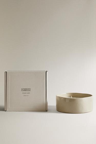 (540 G) BOUGIE PARFUMÉE LUMINOUS CAMELLIA - Rose clair de Zara - Image 0