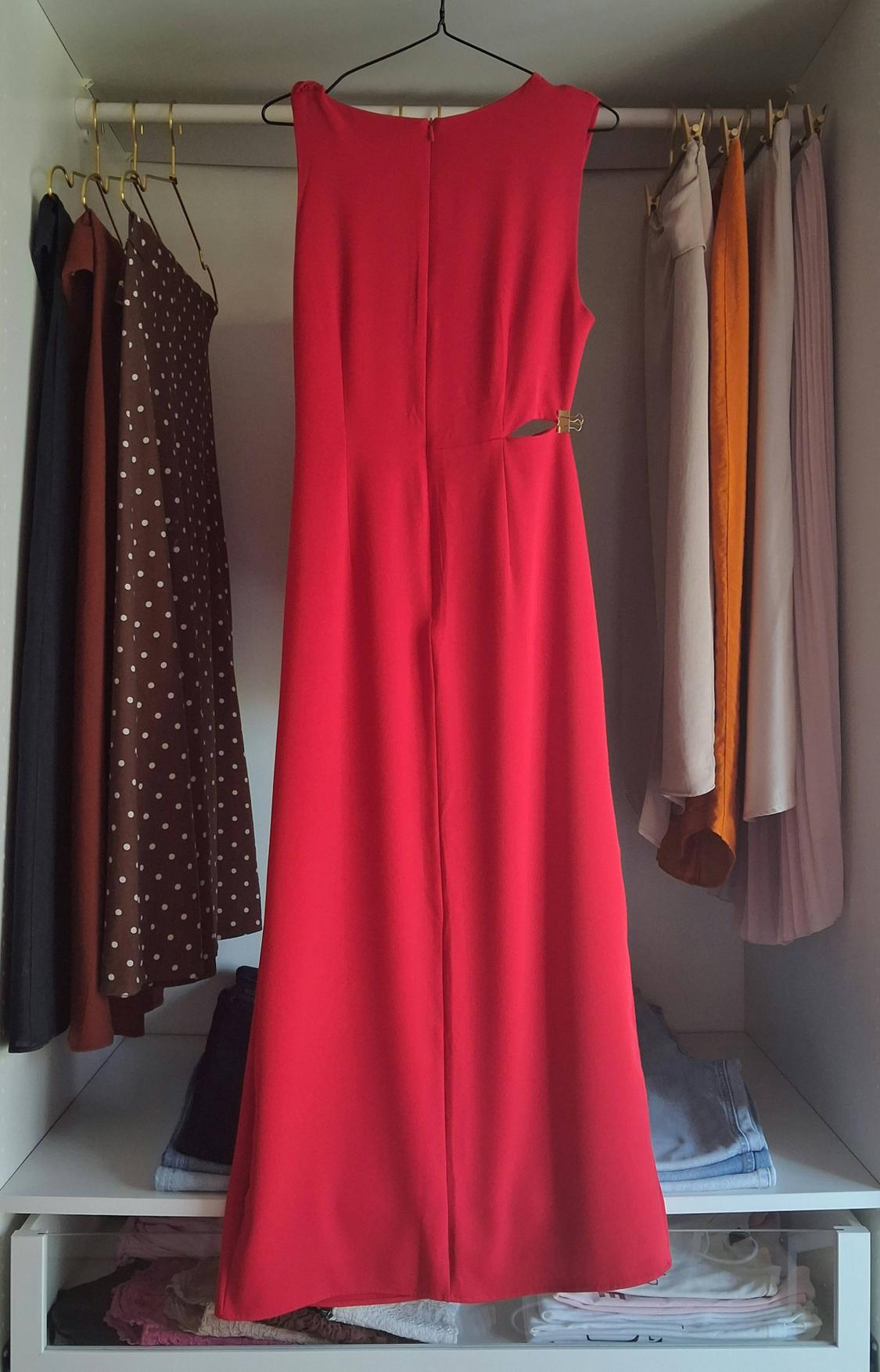 VESTIDO MIDI COM RECORTE LATERAL - Image 2