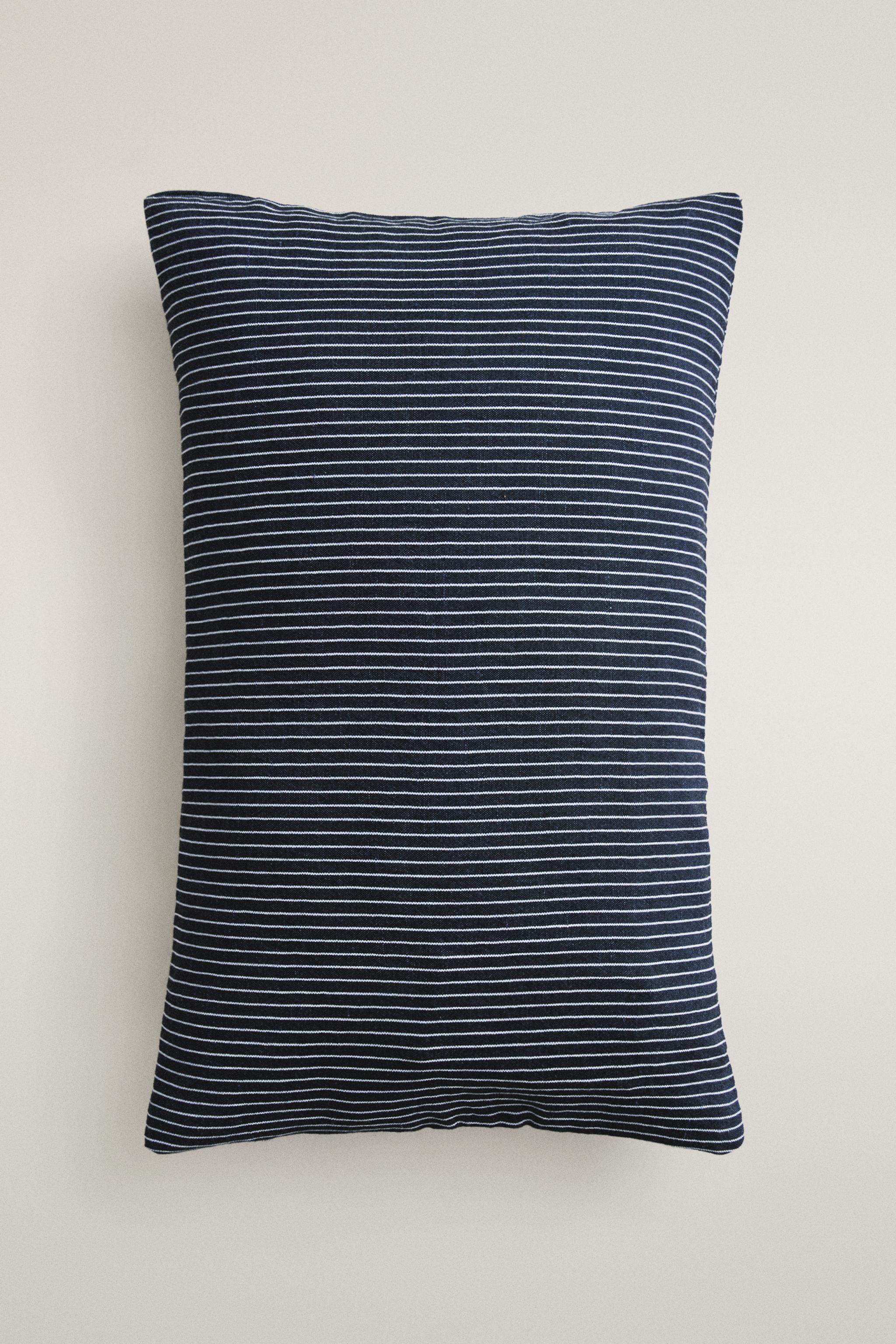 HOUSSE DE COUSSIN RAYURES FINES