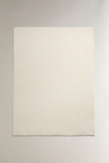FLEECE BLANKET - Crudo de Zara - Imagen 0