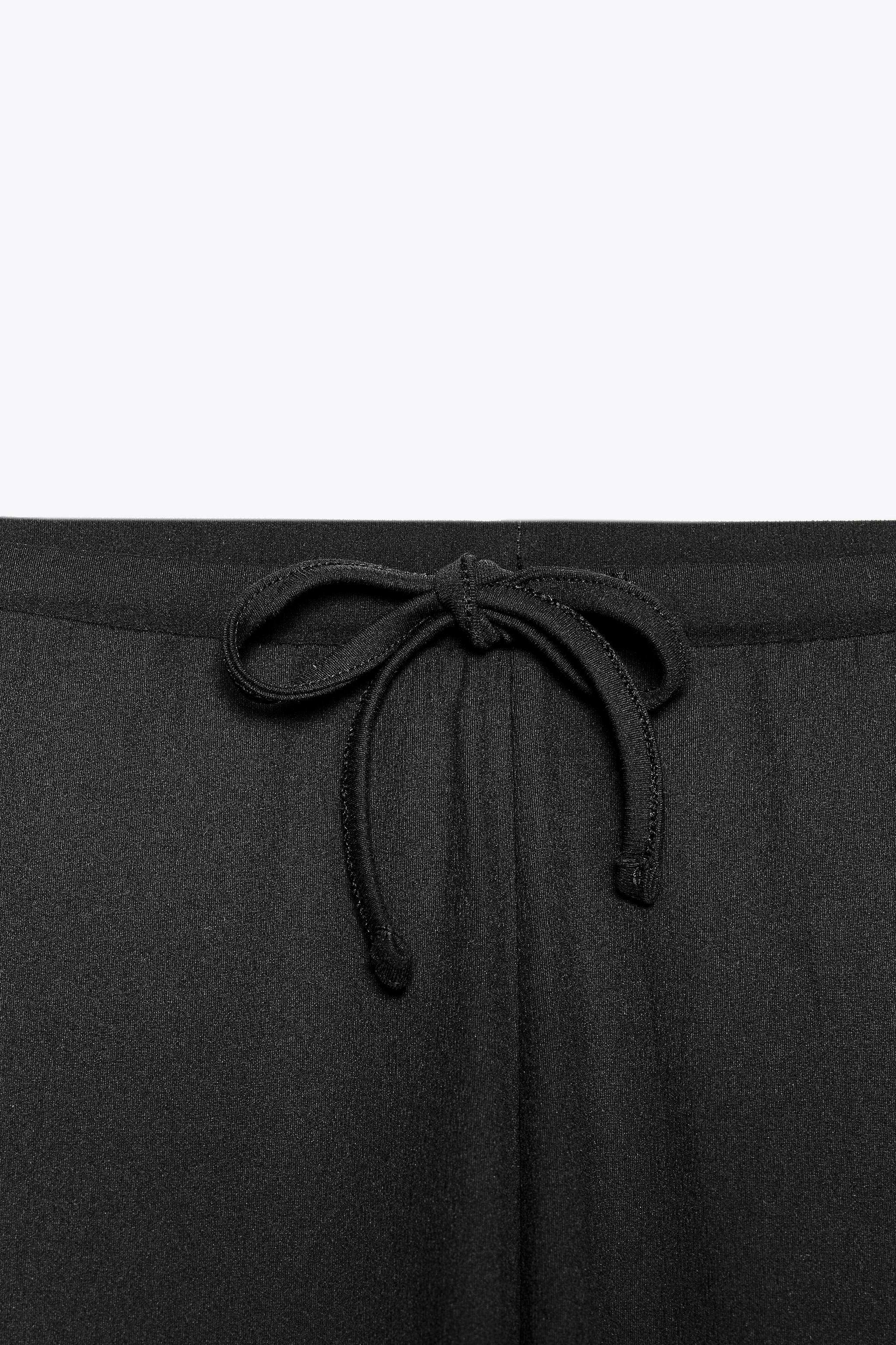 TEXTURED STRAIGHT LEG PANTS