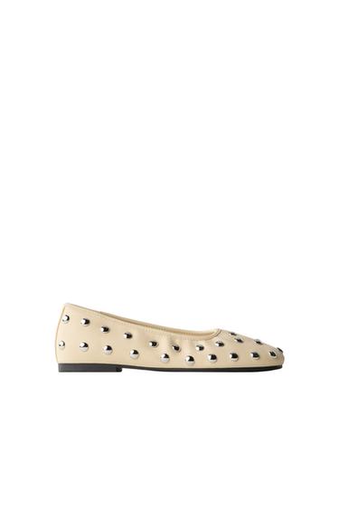STUDDED BALLET FLATS -  by Zara