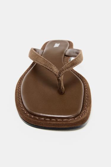 SANDALES EN DAIM À BRIDE - Marron foncé de Zara - Image 4