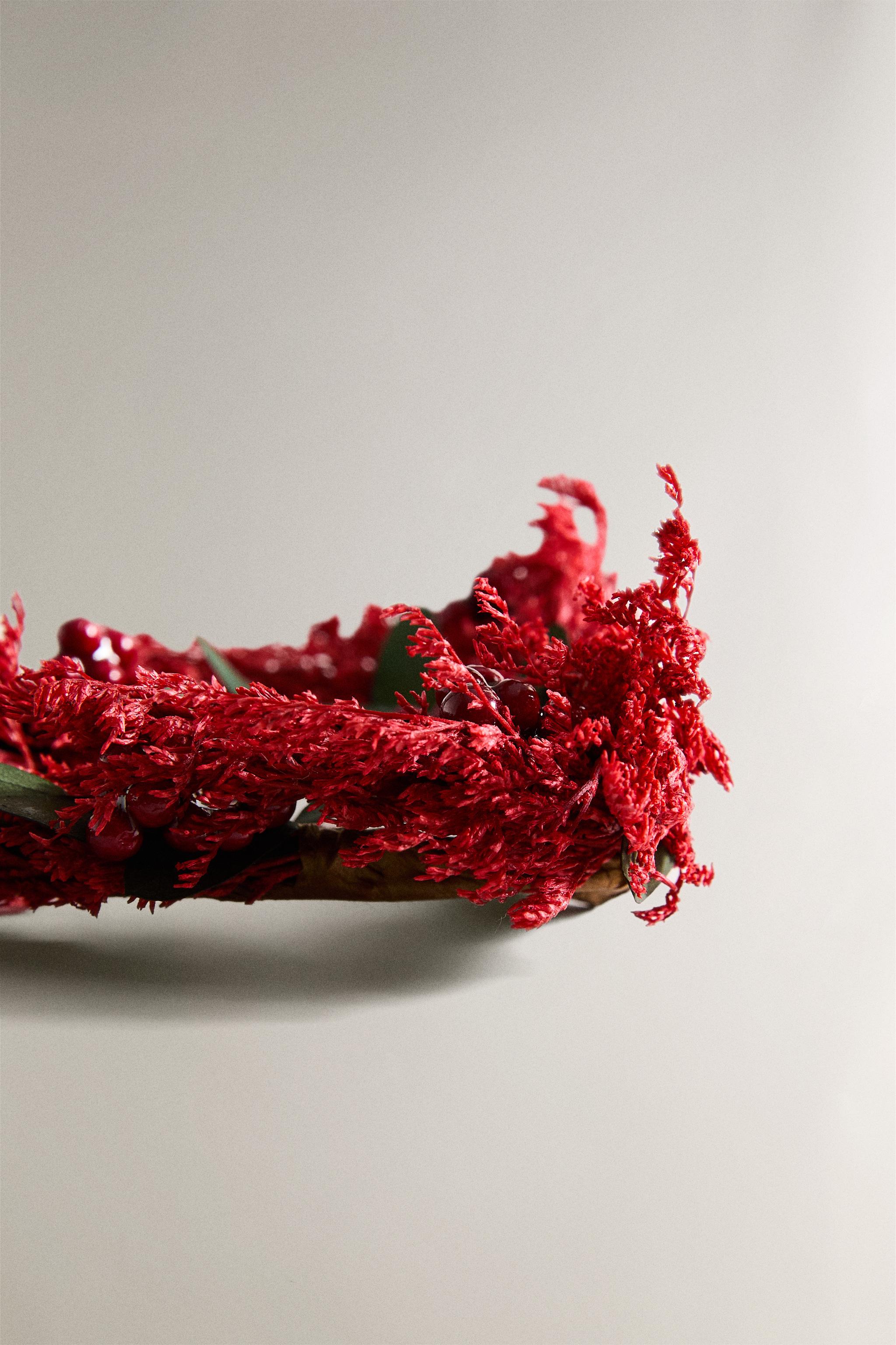 SET OF CHRISTMAS HEART LEAF NAPKIN RINGS (SET OF 4)