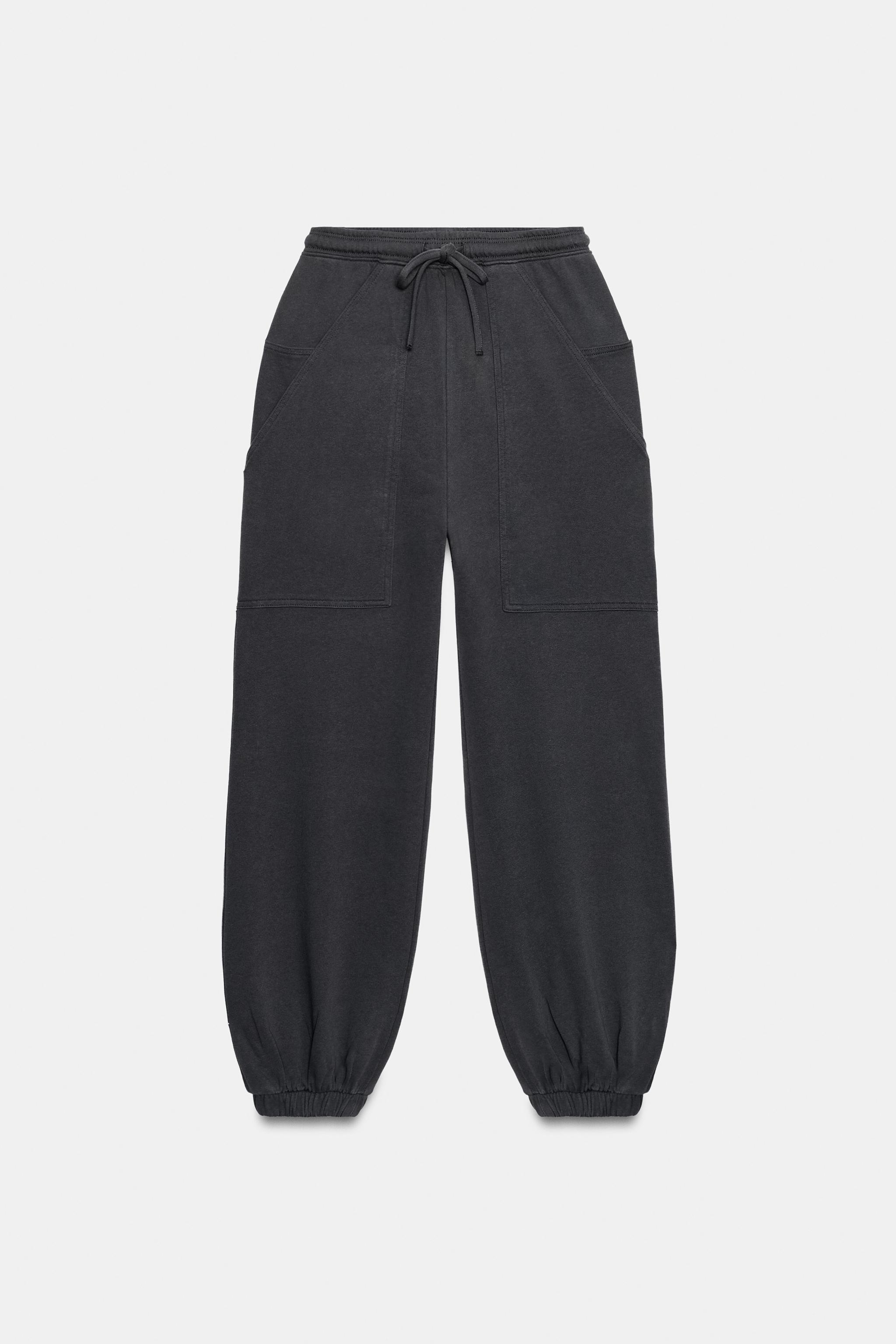JOGGER PANTS WITH POCKETS