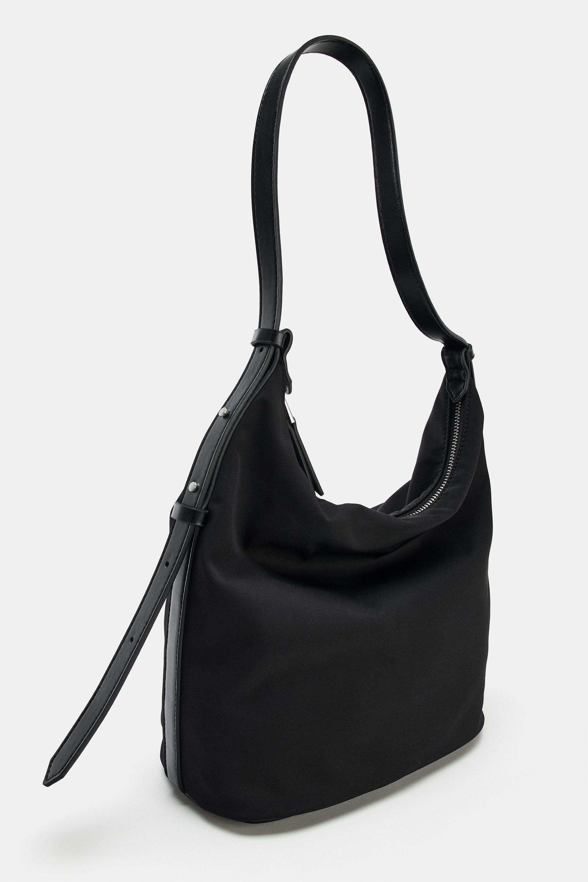 チャーム付きショルダーバッグ - ブラック | ZARA Japan / 日本