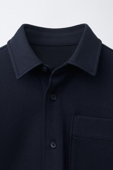 SURCHEMISE CONFORT À POCHE - Bleu marine de Zara - Image 2