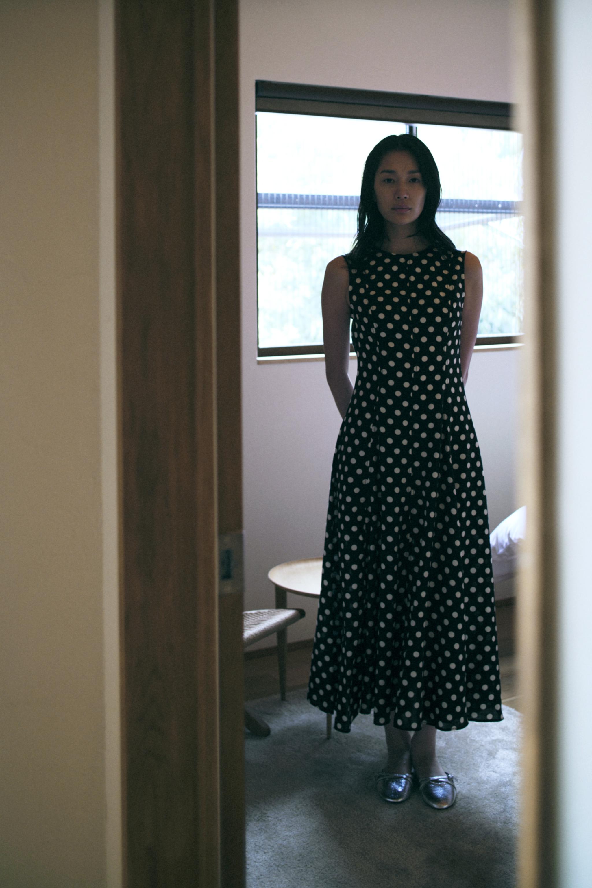 新品☆ZARA ザラ パフショルダーワンピース グリーン S
