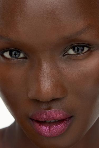 SPARKLE PRESS-ON LIPS - BERRY by Zara - Image 1