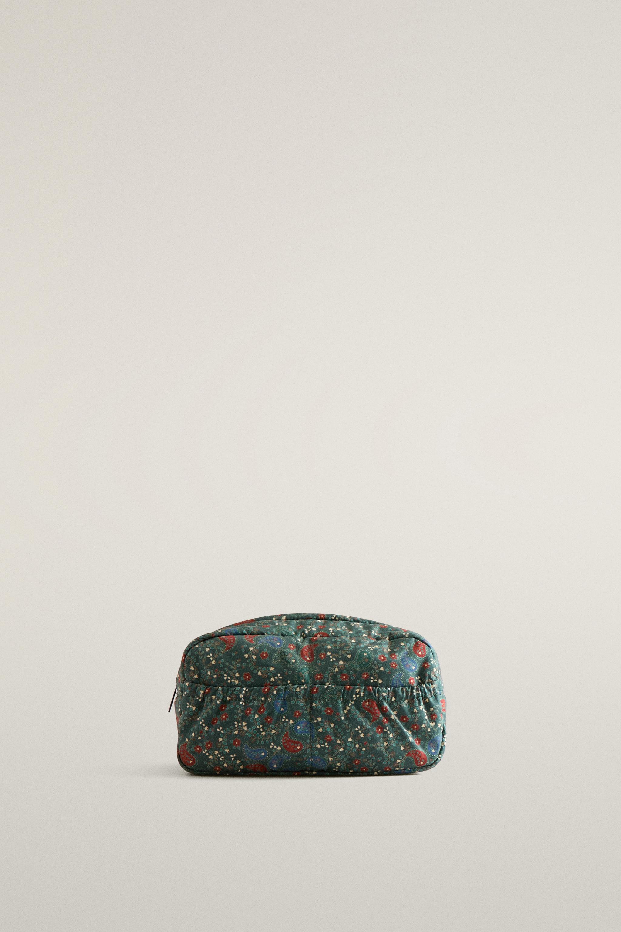 PAISLEY QUILTED MAKEUP BAG