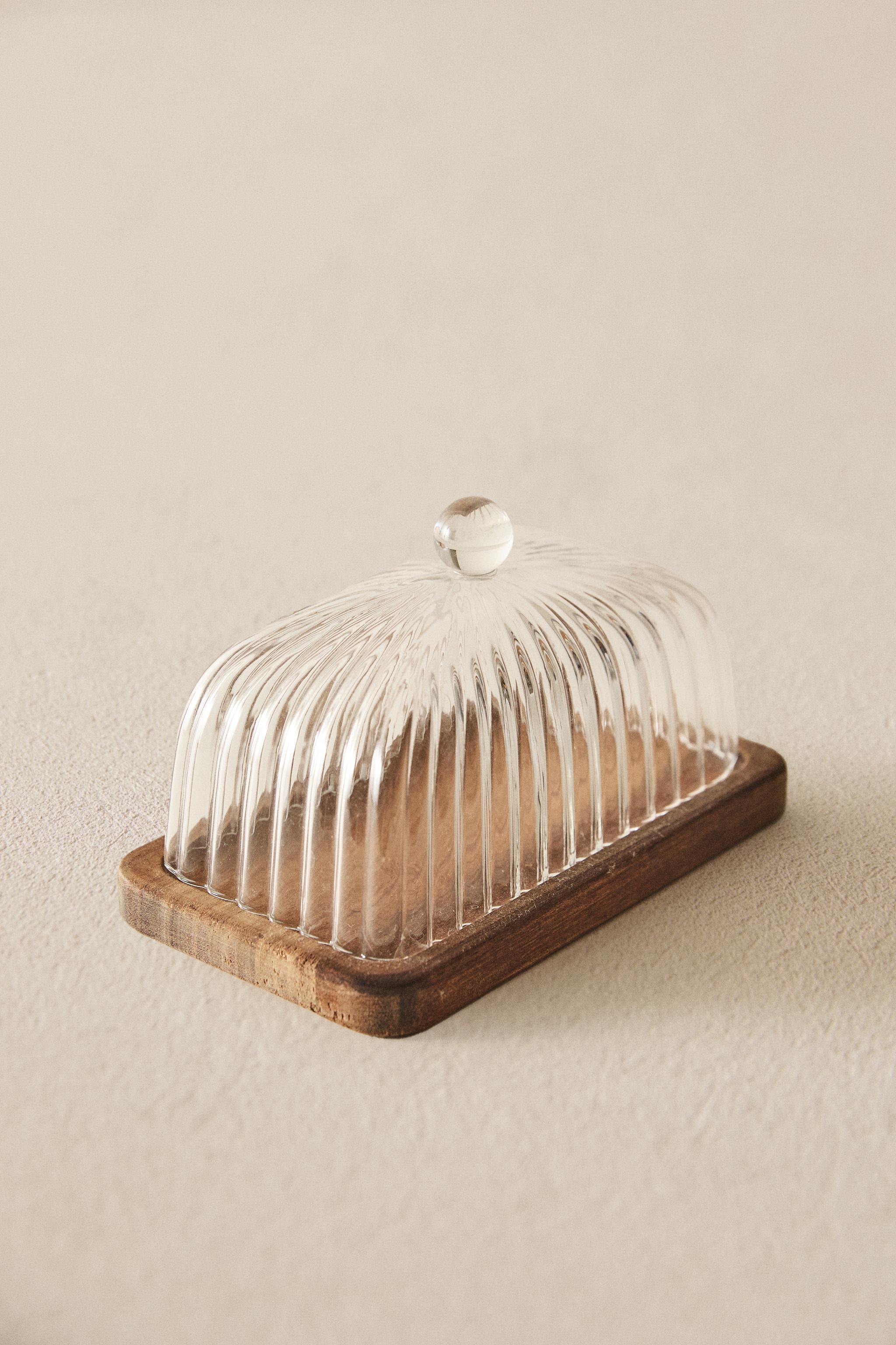 BOROSILICATE GLASS AND WOOD BUTTER DISH