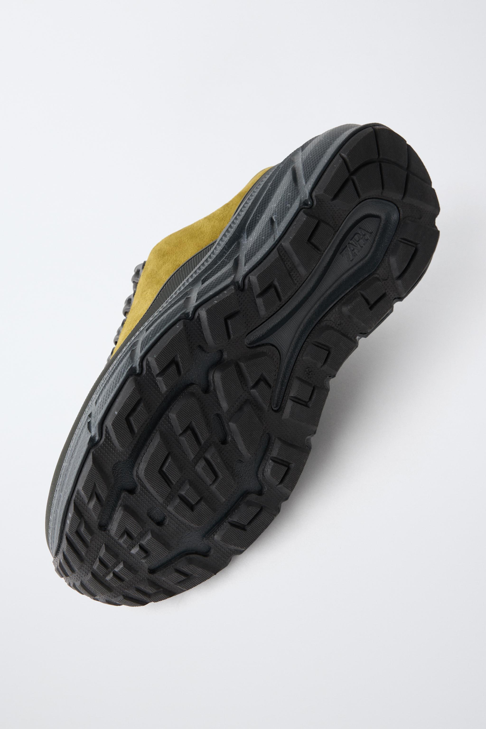 TECHNICAL SNEAKERS
