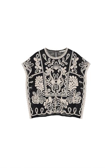 ZW COLLECTION CONTRAST CROCHET TOP