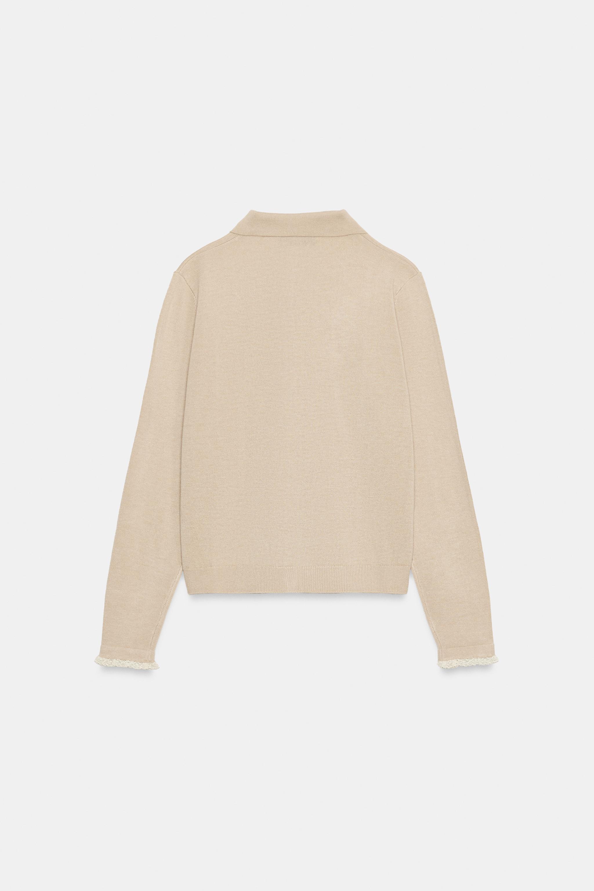 GILET EN MAILLE COMBINÉE AVEC DENTELLE