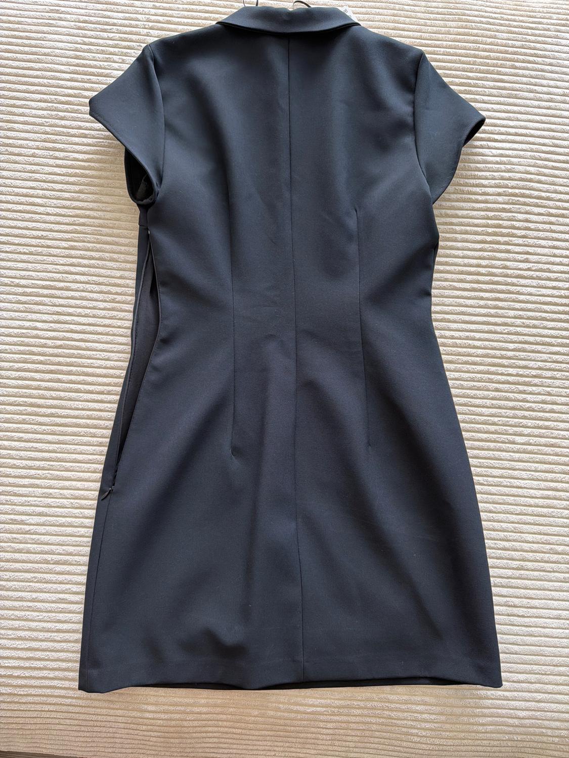 FITTED STRAP DRESS - Image 4