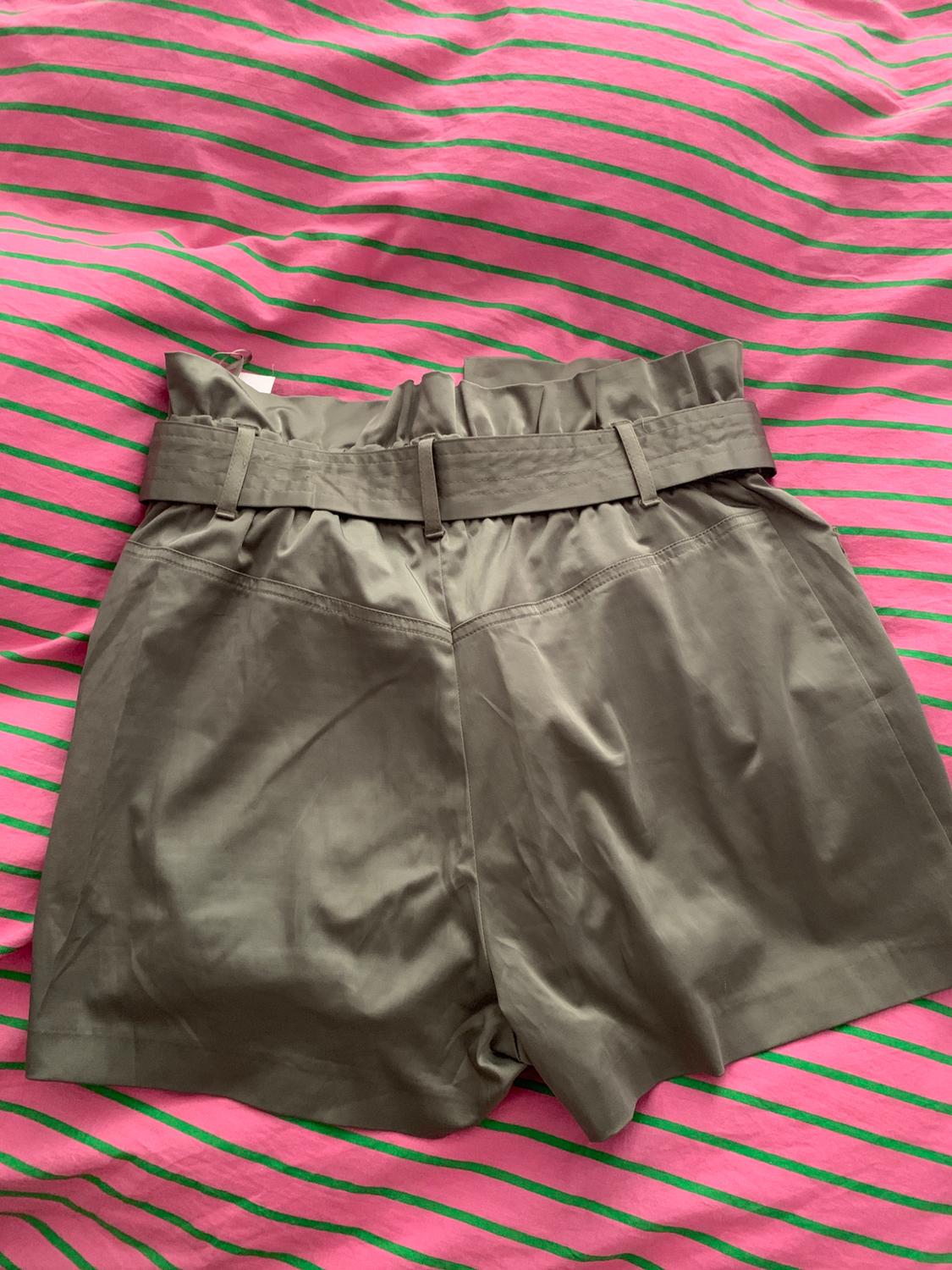 BELTED CARGO SHORTS - Image 3