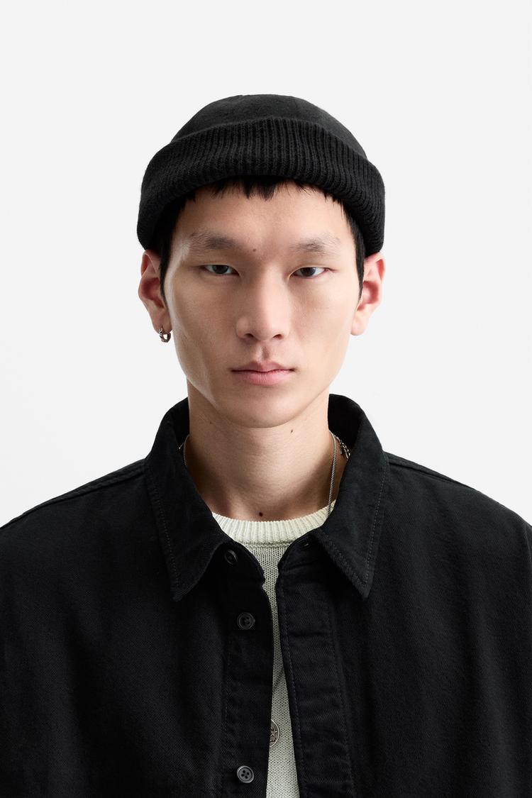 How To Block A Knitted Hat CONTRAST SHORT HAT Black ZARA Spain
