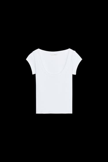 CAMISETA ESCOTE REDONDO - Blanco de Zara - Imagen 0