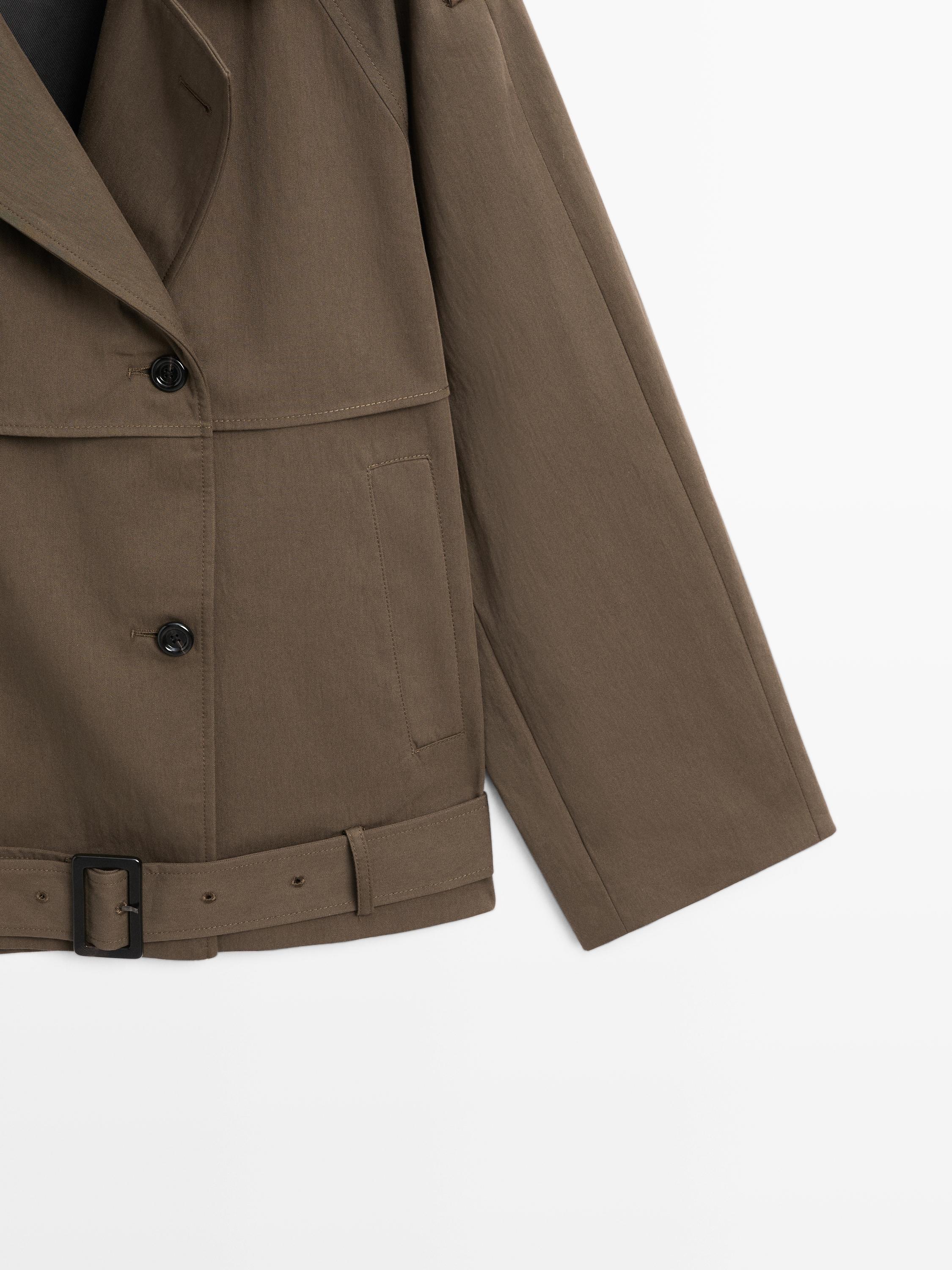 Trench court avec ceinture