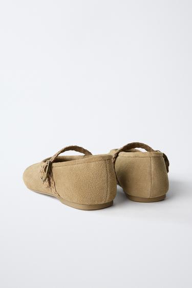 BALLERINES EN CUIR - Marron sable de Zara - Image 4