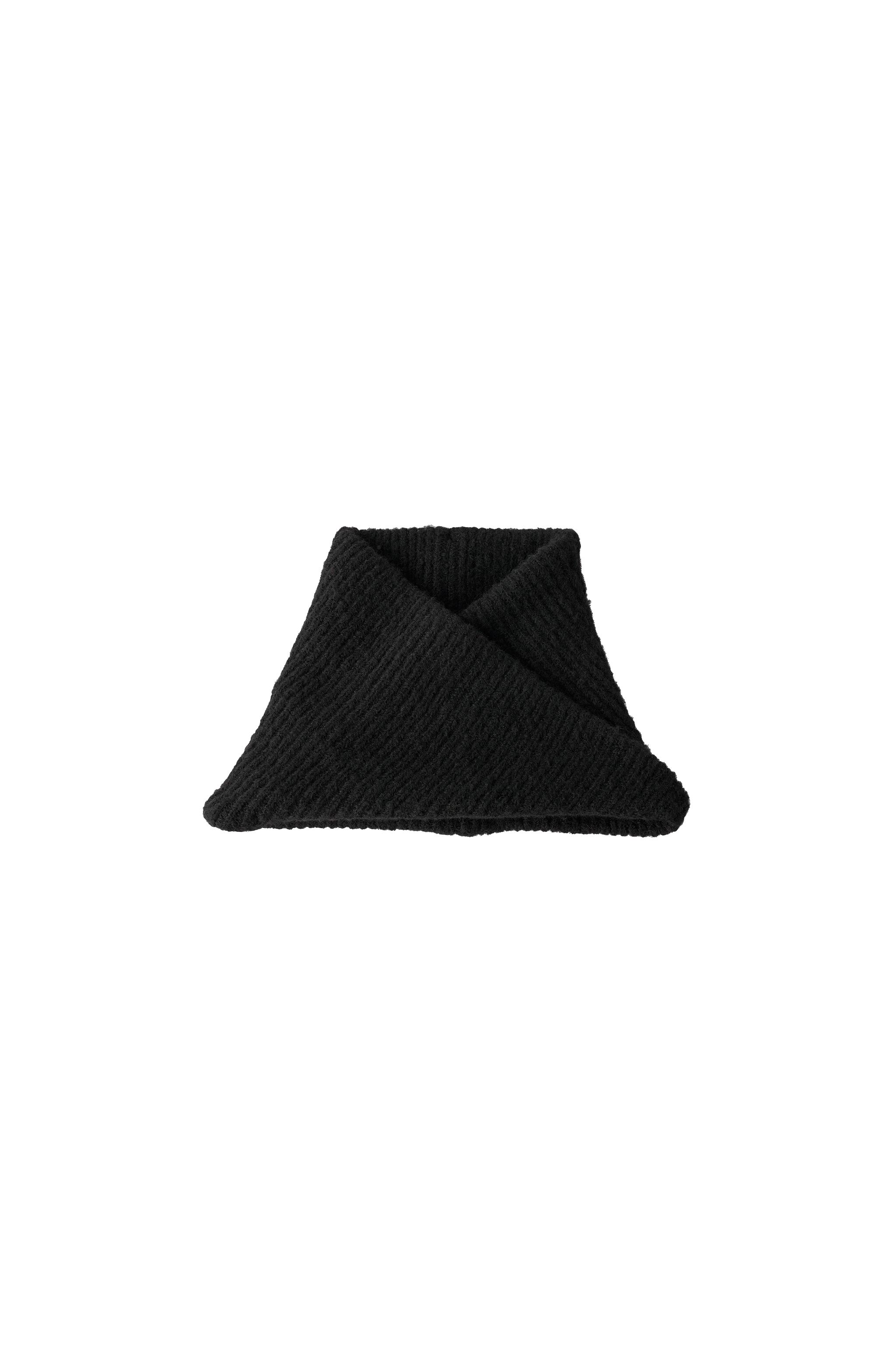 PLAIN KNIT COLLAR