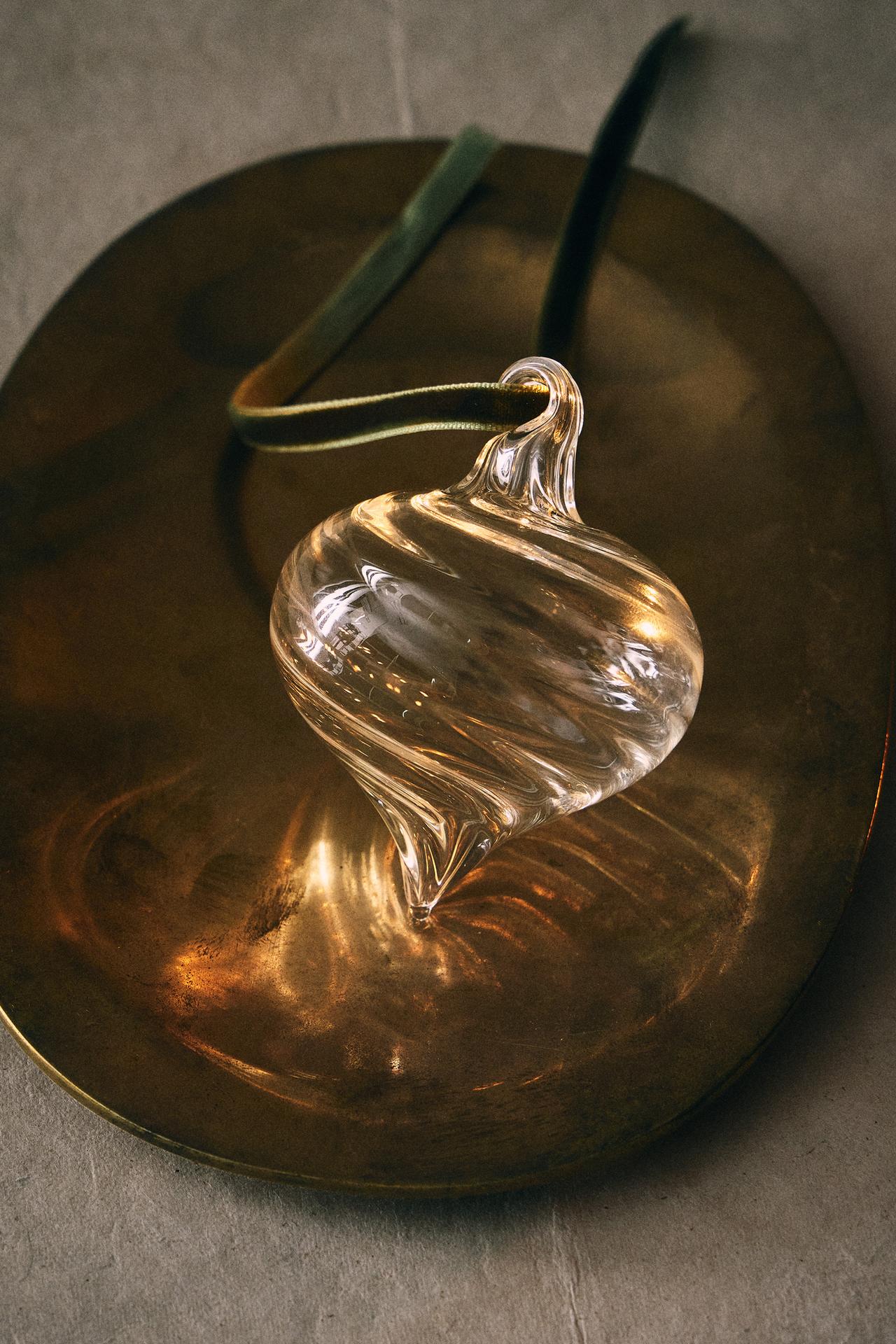 SPIRAL GLASS CHRISTMAS TREE ORNAMENT — Transparent